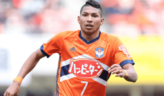 Trabzonspor forvetini Japonya'da buldu!