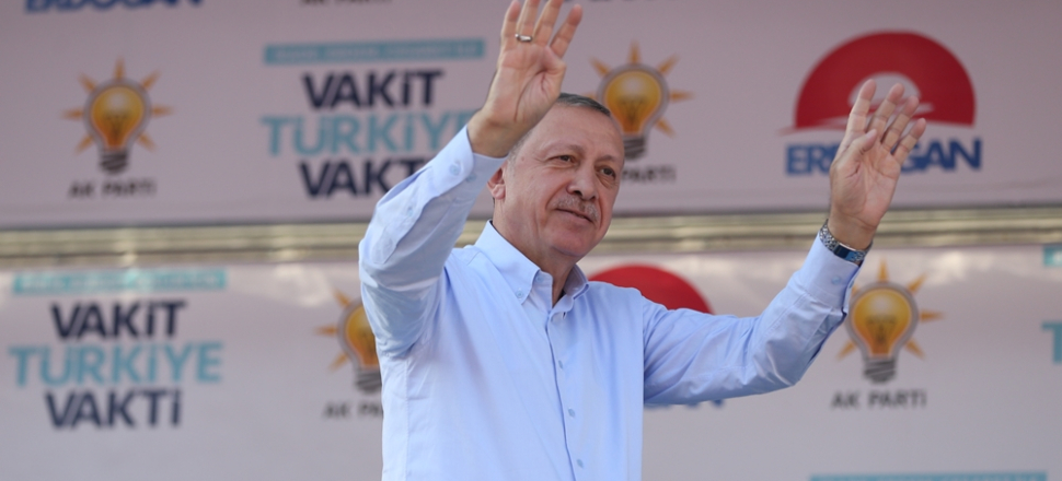 Erdoğan: Vatan yansa ateşinde ısınırlar...