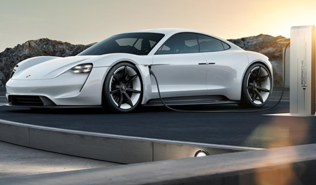 Porsche'den yeni otomobiline Türk ismi!