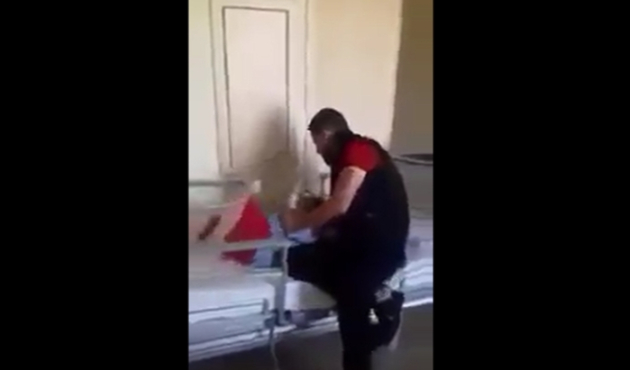 ''Gözlerim, göremiyorum baba...''