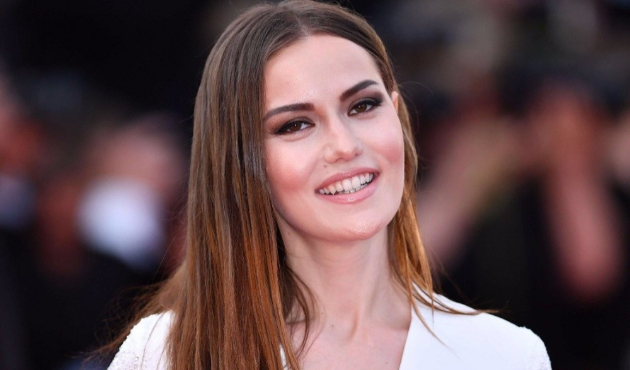 Fahriye Evcen, tüm meslektaşlarını geride bıraktı!