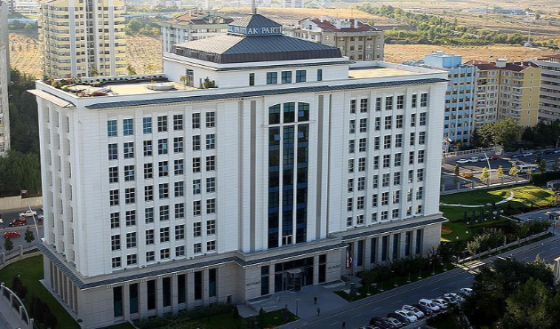 AK Parti'de bayramlaşma cumartesi günü