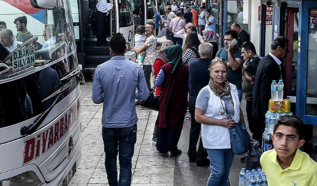 İstanbul'a dönüş biletleri de tükendi!
