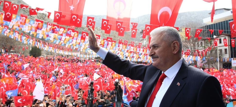 "Kürt kardeşlerimiz üzerinden bir oyun oynanıyor"