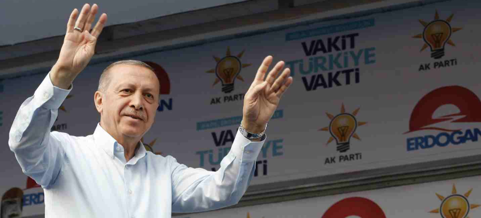 Erdoğan ilk turda kazanıyor, hatta ikinci tura kalırsa fark atıyor!