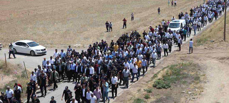 AK Parti'li Yıldız'ın ağabeyini binler uğurladı...