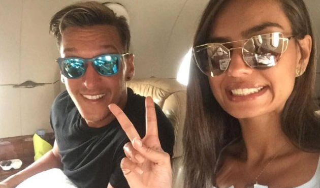 Mesut Özil, Ilıcalı Ailesi'ne komşu oluyor!