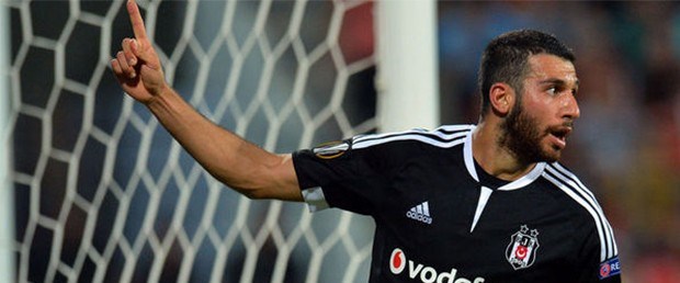 Bomba transfer! Beşiktaş'tan ayrılan İsmail Köybaşı o kulüp ile anlaştı!