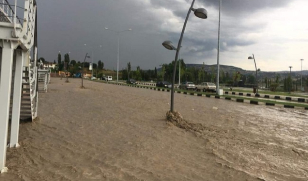 Manisa'da sel felaketi!