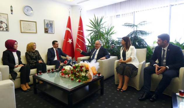AK Parti'den CHP'ye bayram ziyareti!