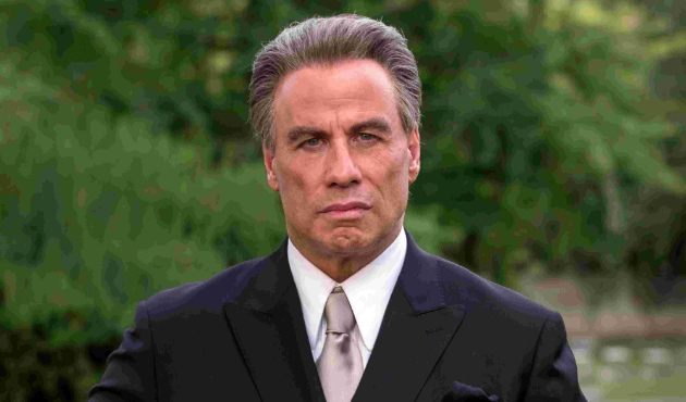 "John Travolta kalçalarına masaj yapmamı istedi!"
