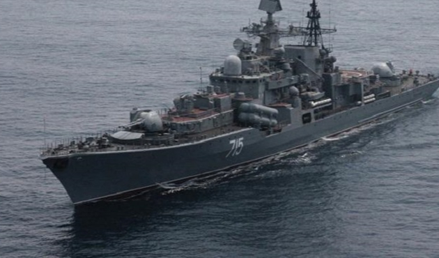 Rus savaş gemileri Akdeniz'de!