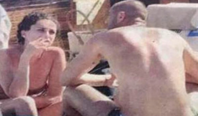 Hande Doğandemir ve Burak Yılmaz baş başa tatilde!