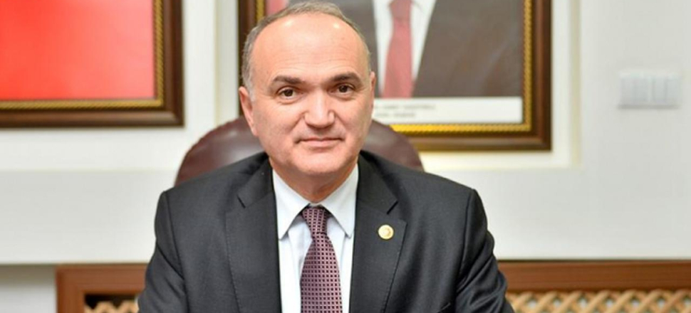 Bakan Özlü'den İnce'ye yerli otomobil yanıtı!