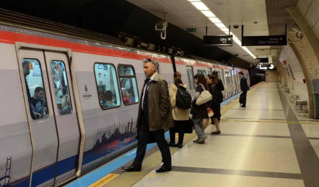 İstanbul'da metro seferlerinde aksama!