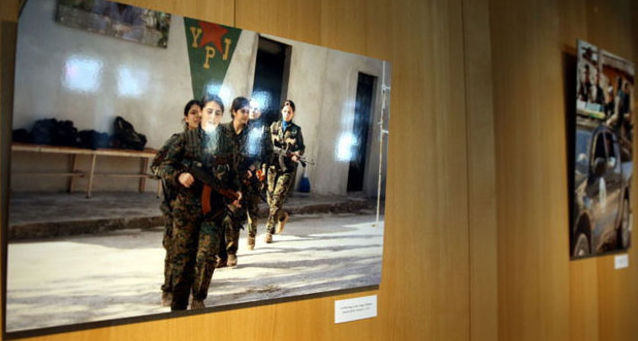İşte Avrupa'nın değerleri... Avrupa Parlamentosu'nda PKK sergisi
