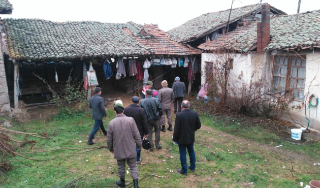 Çöp evde cesedine ulaşıldı...