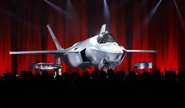 Türkiye ilk F-35'ini teslim aldı...