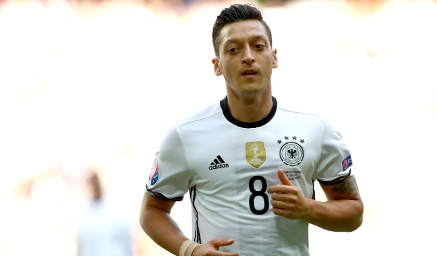 Alman Hükümet Sözcüsü'nden Mesut Özil açıklaması!
