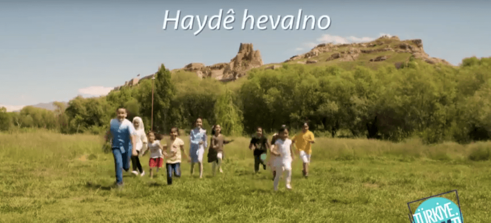 AK Parti'den Kürtçe "Türkiye Vakti" şarkısı...