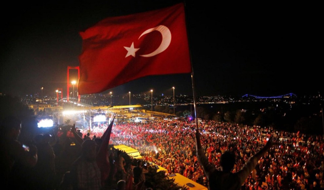 Esra Elönü'den mahallenin küskünlerine son çağrı!