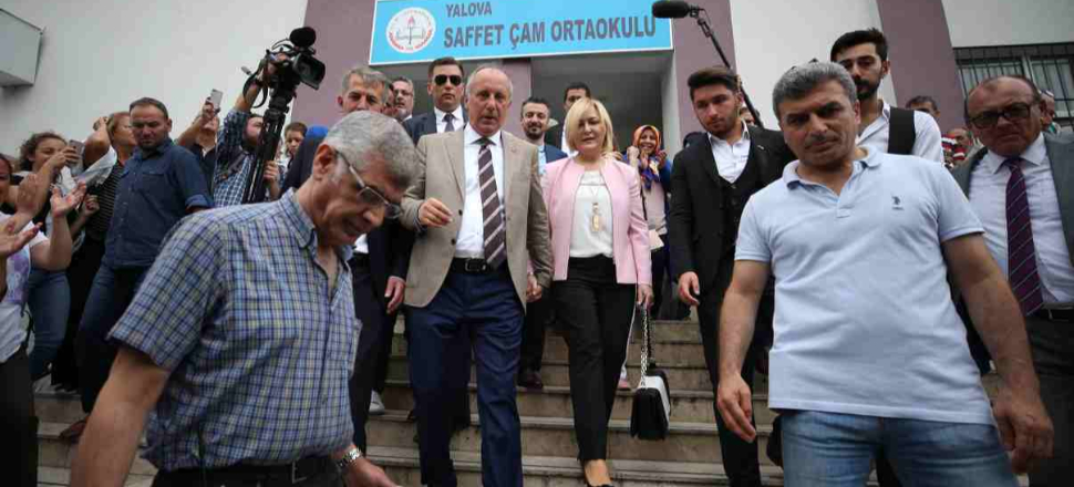 CHP'lileri saat 17:00'de okullara çağırdı!