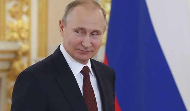 Antalya'da Vladimir Putin'e oy çıktı!