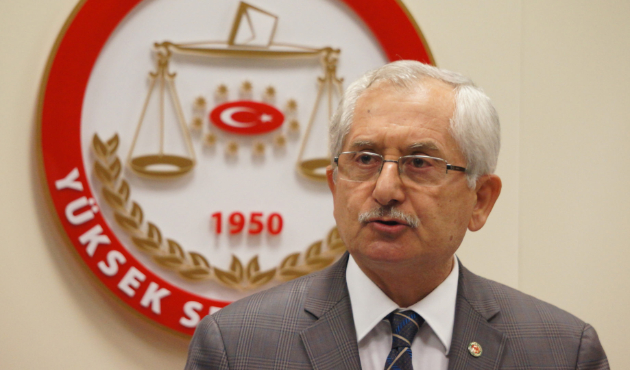 YSK : Erdoğan oyların salt çoğunluğunu almıştır...