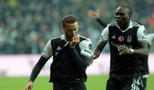 Transfer haberini Cenk Tosun verdi!
