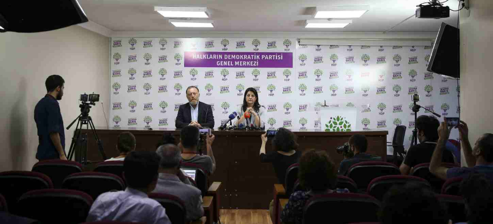"Soylu, 'Size yaşama hakkı yok, nereye gidiyorsanız gidin' dedi"