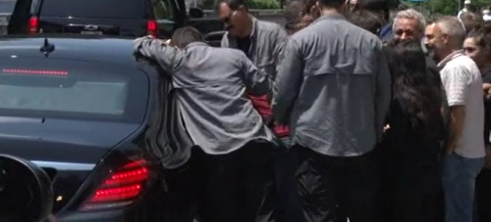 Erdoğan onları görünce konvoyunu durdurdu!