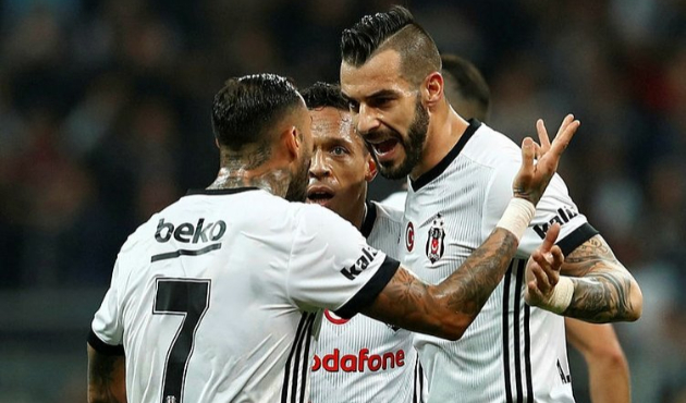 Beşiktaş'ta ayrılıklar bitmek bilmiyor!