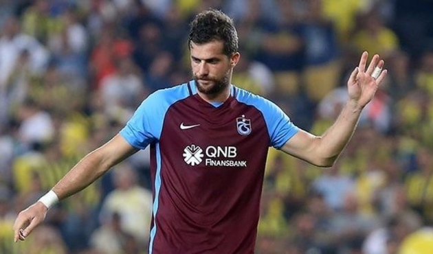 Atiker Konyaspor, Uğur Demirok ile anlaştı!