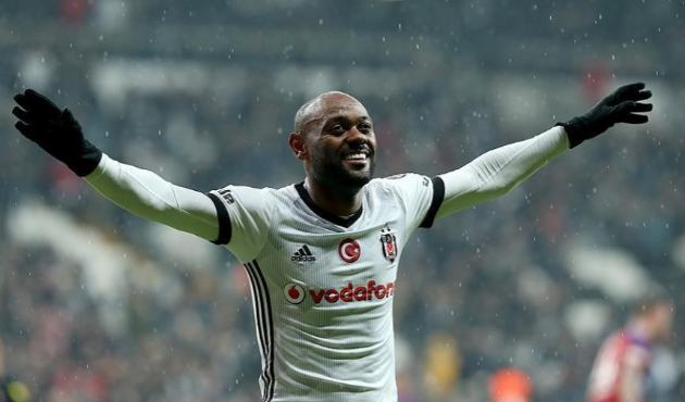 Bursaspor, Vagner Love için ısrarlı!