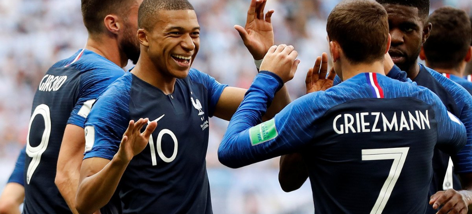 Fransa, Mbappe ile çeyrek finale yürüdü!