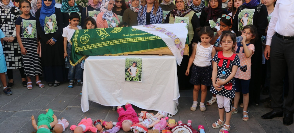 Eylül için eylem yapan kadınlar, tabut taşıyıp idam istedi!