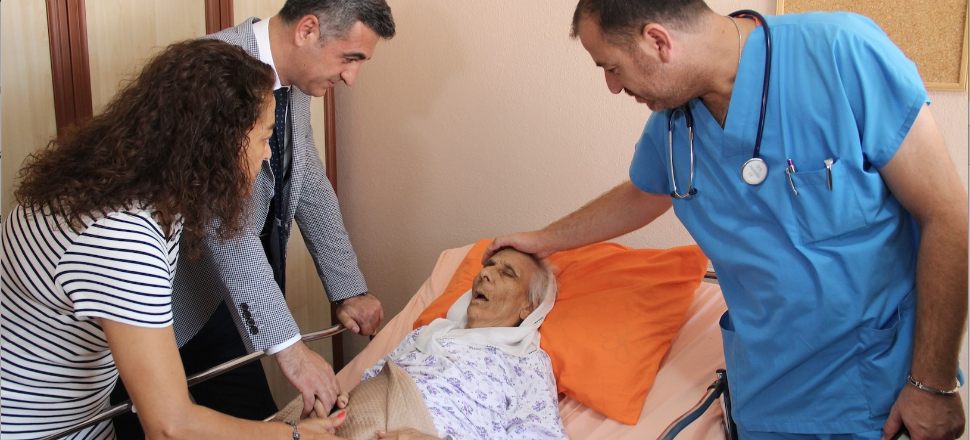 Oğlunun darp ettiği yaşlı kadın huzuru buldu...
