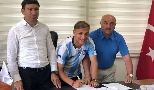 Trabzonspor'un 18'lik yıldızı Erzurumspor'a gitti!