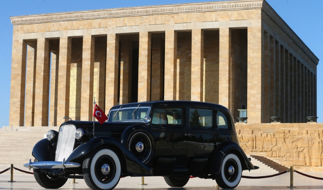 Atatürk'ün otomobilinin restorasyonu tamamlandı...