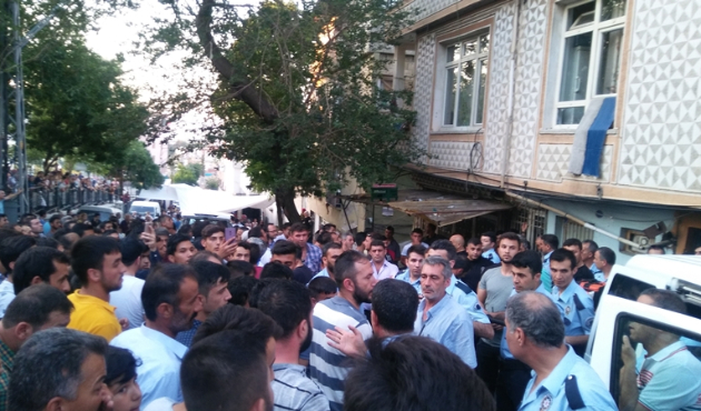 Cinsel istismar iddiası ortalığı karıştırdı...