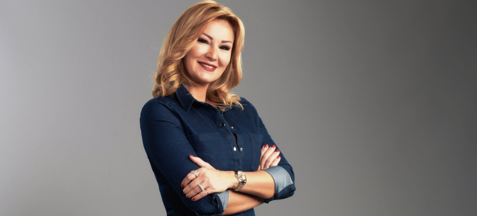 Makyajsız fotoğrafını yerden yere vurdular!