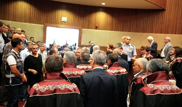 2 bin 745 hakim ve savcı hakkında yakalama kararı! İşte o isimler!