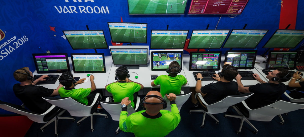 UEFA, VAR kararını değiştirdi!