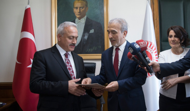 Yıldırım'ın adaylık başvurusu TBMM'ye sunuldu!