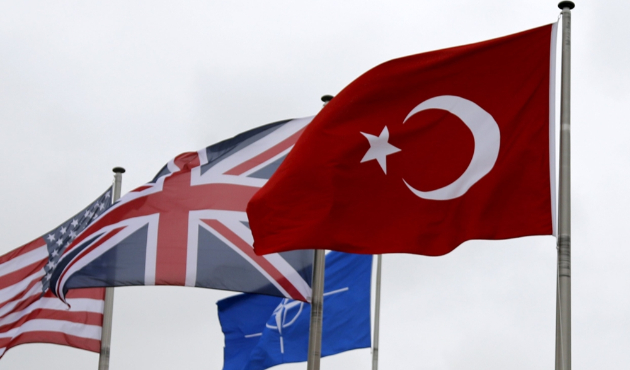 Rusya Türkiye'yi NATO'dan koparmaya çalışıyor...