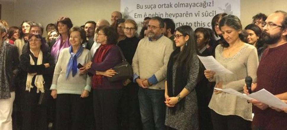 İhanet bildirisine imza atan akademisyenlere ihraç