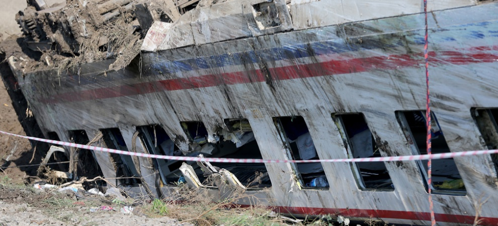 Tren kazasıyla ilgili gözaltı sayısı 6'ya yükseldi