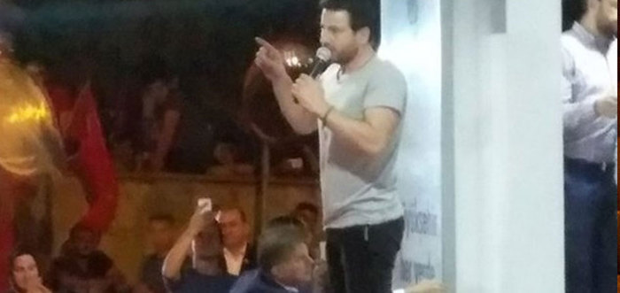 Davut Güloğlu demokrasi nöbetinde: Hani kol kola bir ağacı mesele edip de sokağa dökülen sanatçılar