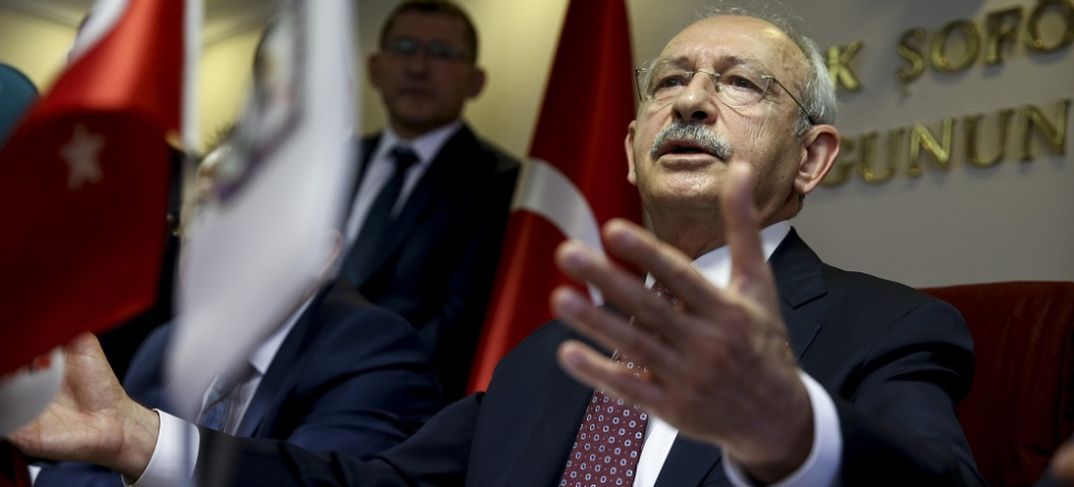 Kılıçdaroğlu'na en yakın isim istifa etti!