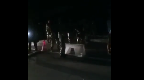 Bir ilçe F-16'lara kepçeyle direndi! Sivil halkı böyle taradılar / VİDEO